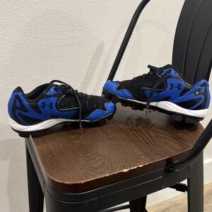 Under Armour Kids Black and Blue Sneakers